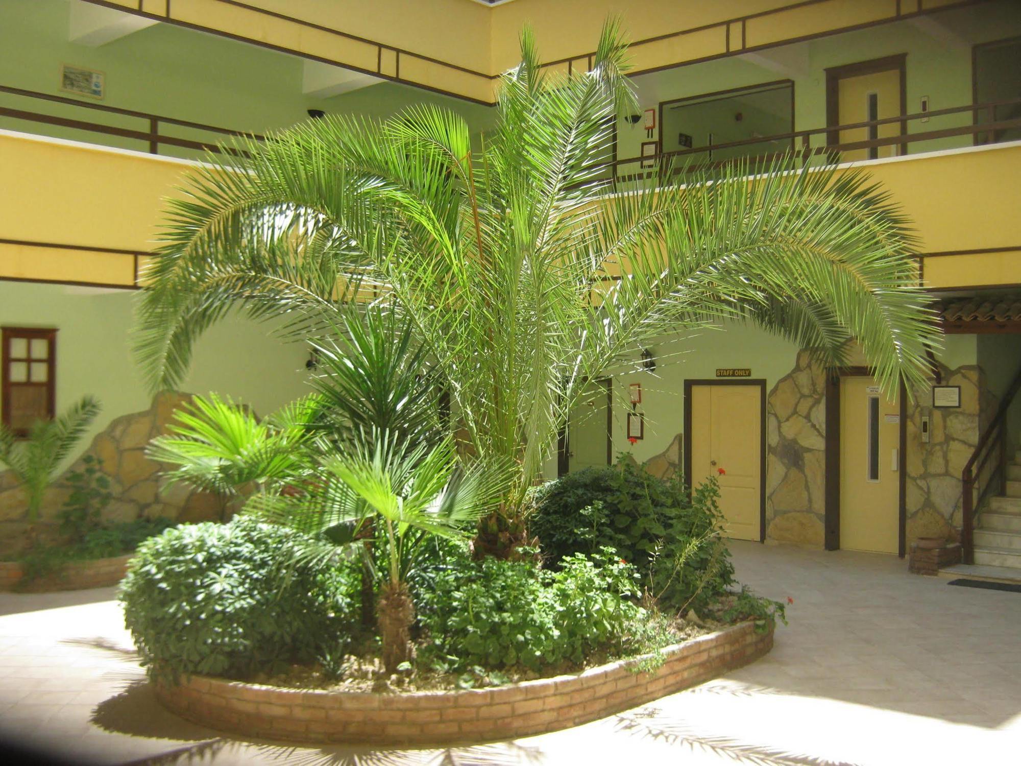 Oya Apartments Kusadası Exterior foto